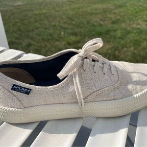 Ladies Sperry Tie Deck Shoes Size 7 Color: Wheat